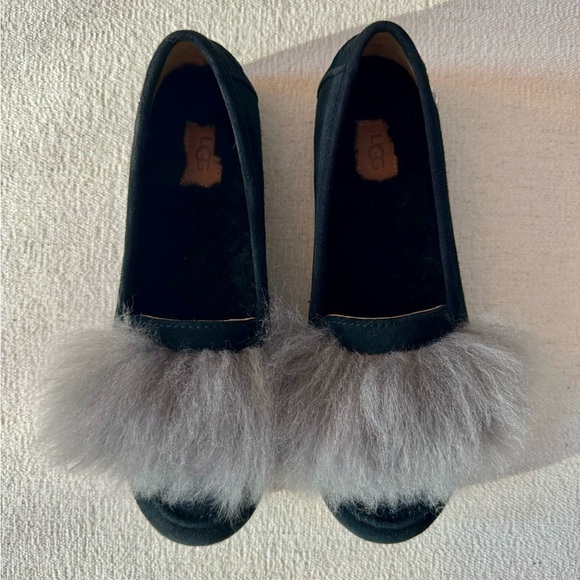 UGG Kaley Wisp Loafers in Black & Charcoal, Size 6 - Picture 4 of 11